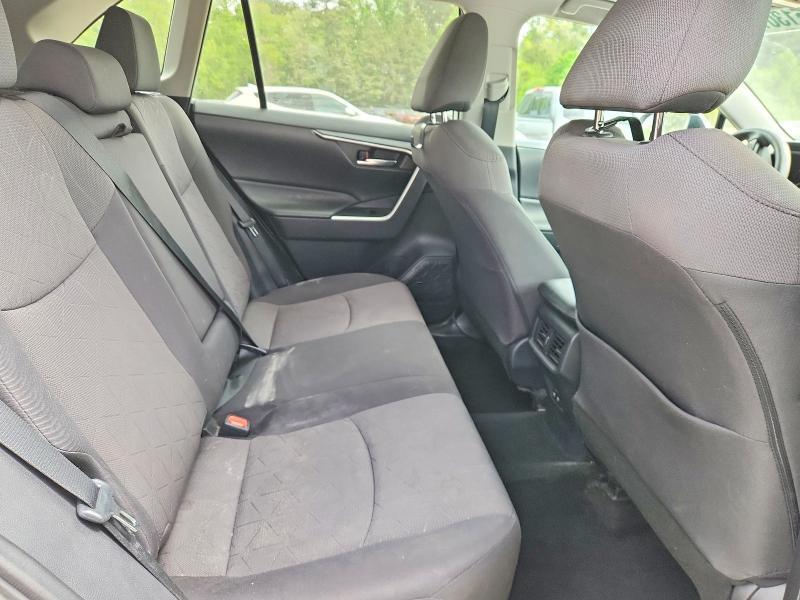 2019 TOYOTA RAV4 XLE — Фото 11 из 13