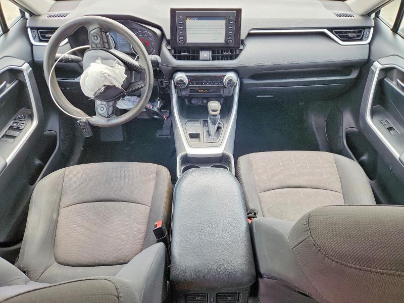 2019 TOYOTA RAV4 XLE — Фото 8 из 13