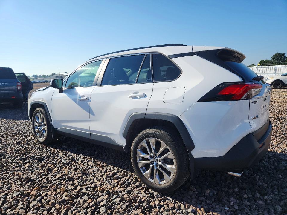 2019 TOYOTA RAV4 XLE PREMIUM — Фото 2 из 13