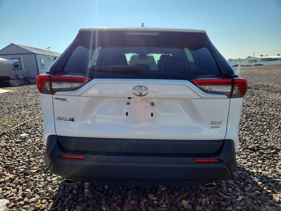 2019 TOYOTA RAV4 XLE PREMIUM — Фото 6 из 13
