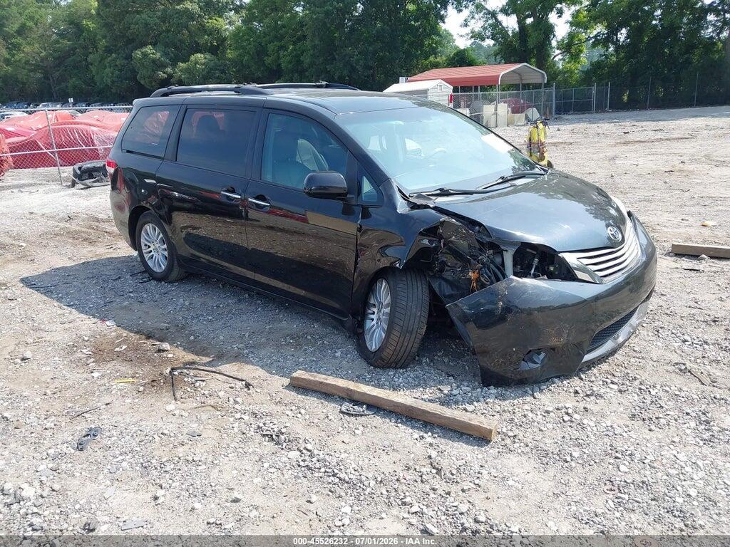 5TDYK3DC4BS109497 2011 TOYOTA SIENNA photo no. 1