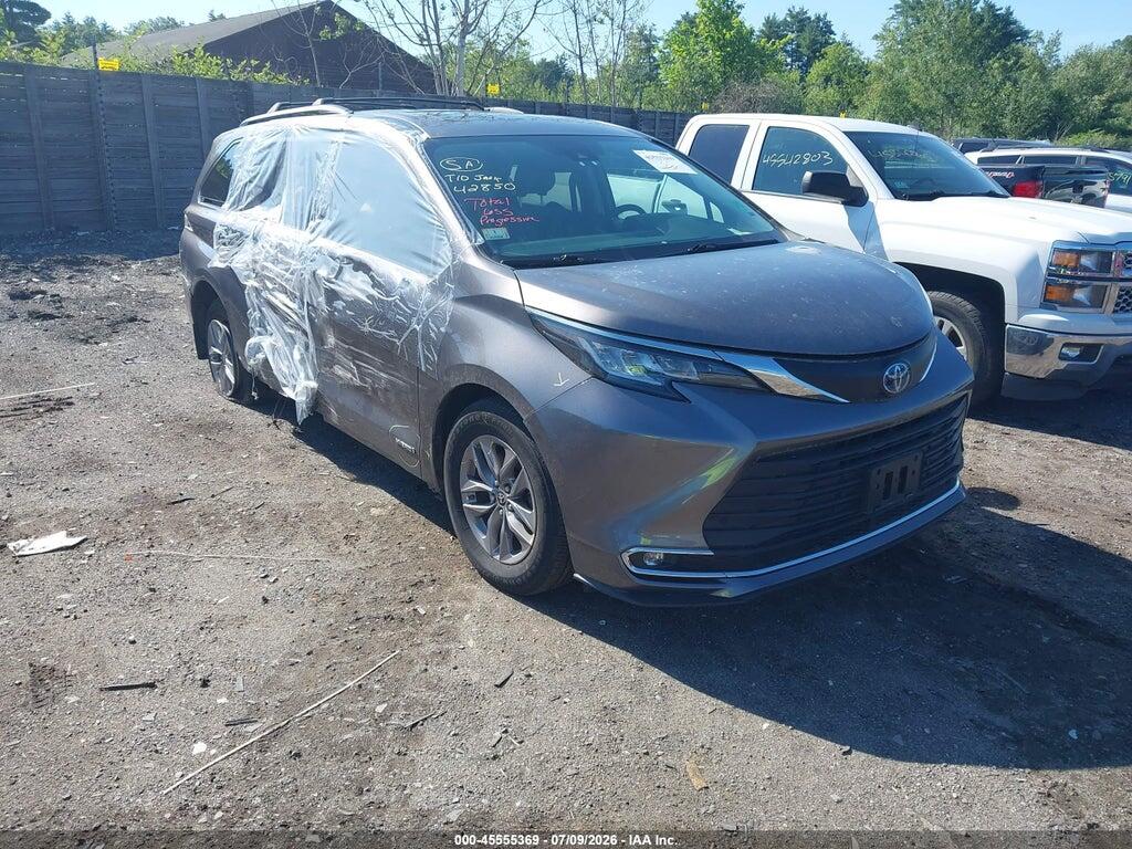 5TDYSKFC4MS037663 2021 TOYOTA SIENNA photo no. 1