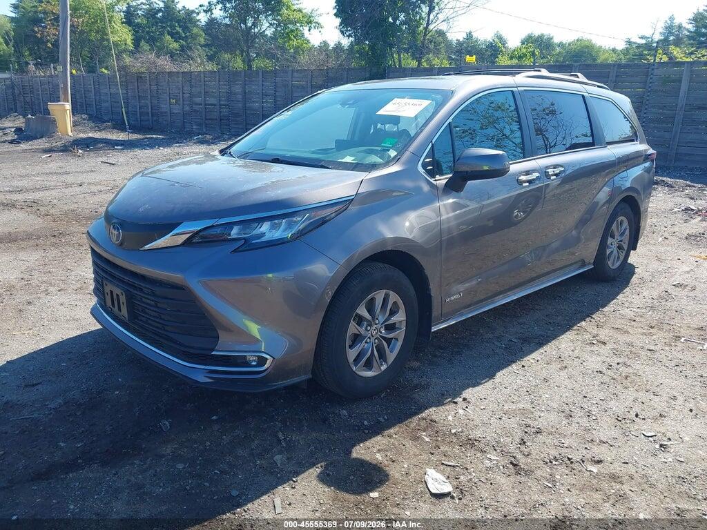 5TDYSKFC4MS037663 2021 TOYOTA SIENNA photo no. 2