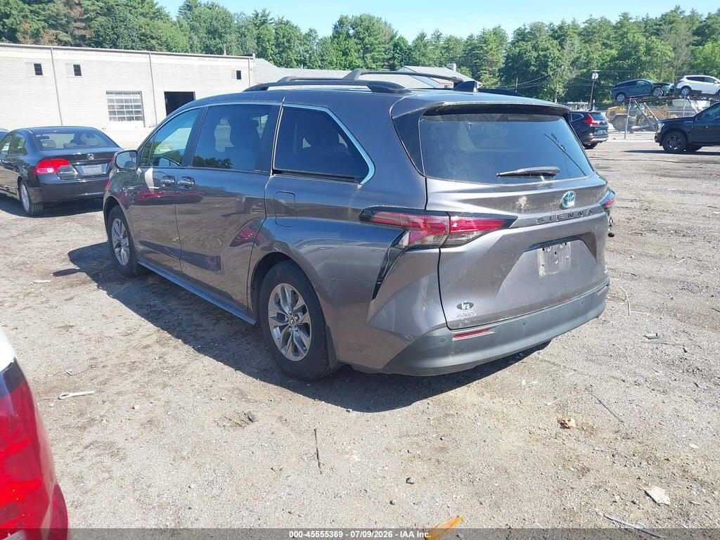 5TDYSKFC4MS037663 2021 TOYOTA SIENNA photo no. 3