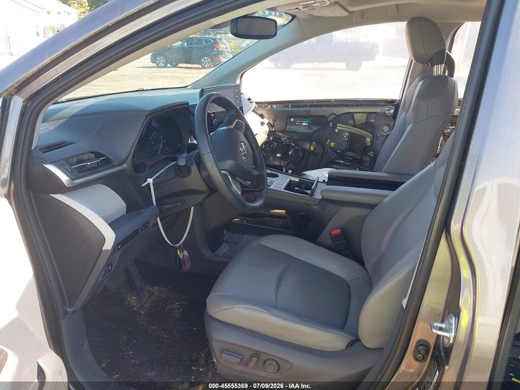 5TDYSKFC4MS037663 2021 TOYOTA SIENNA photo no. 5