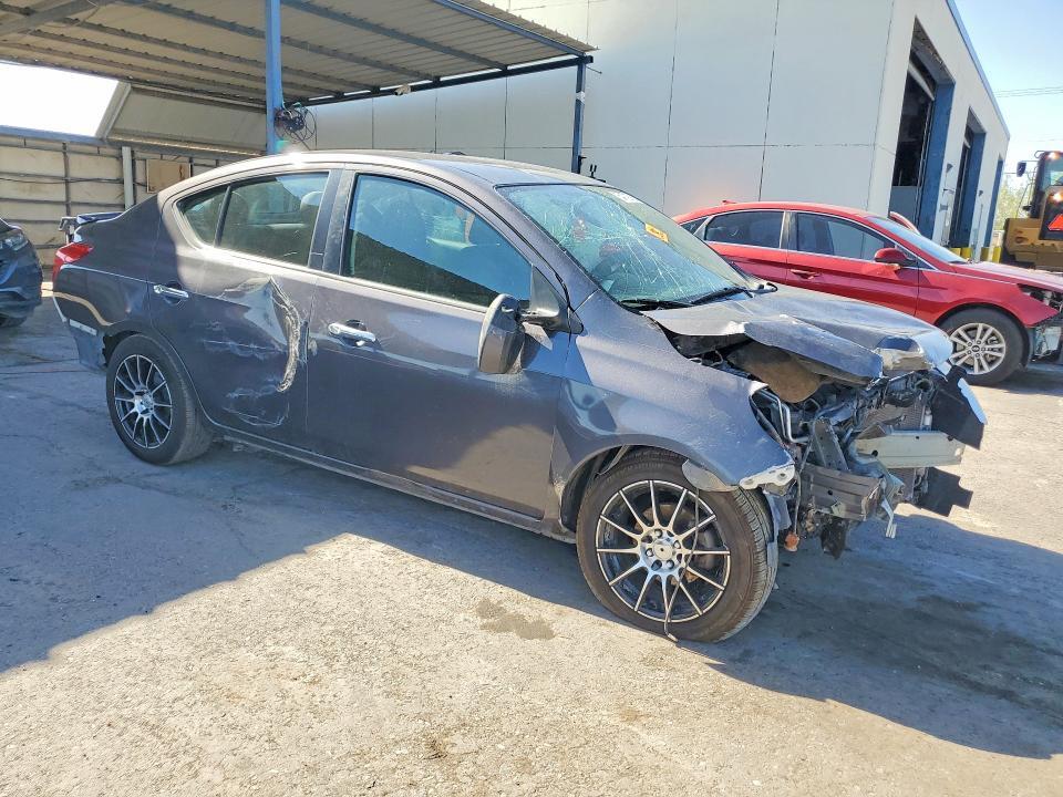 3N1CN7AP2FL911111 2015 NISSAN VERSA photo no. 4