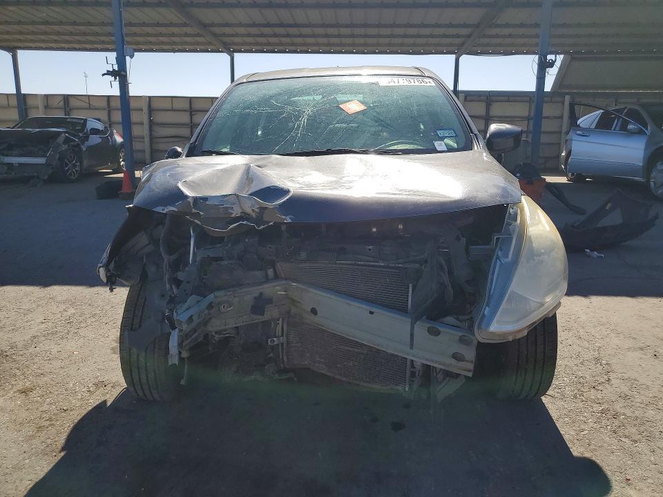 3N1CN7AP2FL911111 2015 NISSAN VERSA photo no. 5