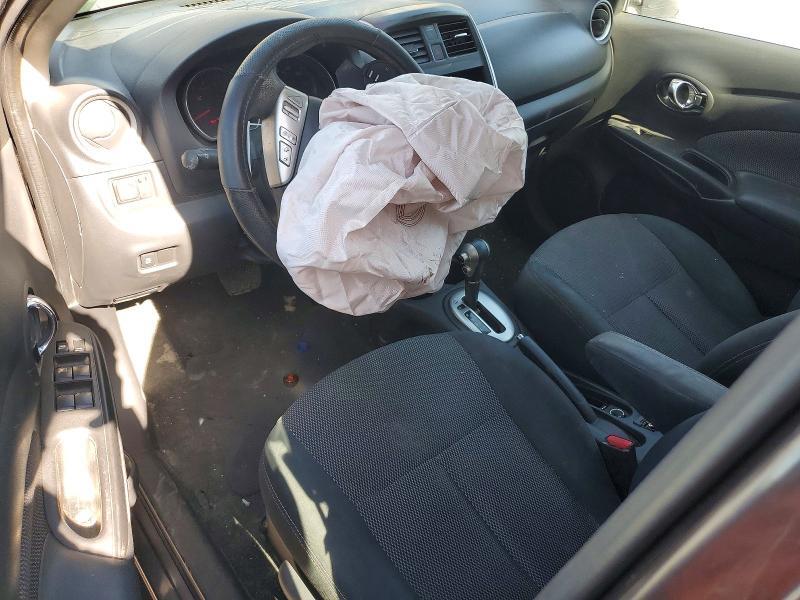 3N1CN7AP2FL911111 2015 NISSAN VERSA photo no. 8