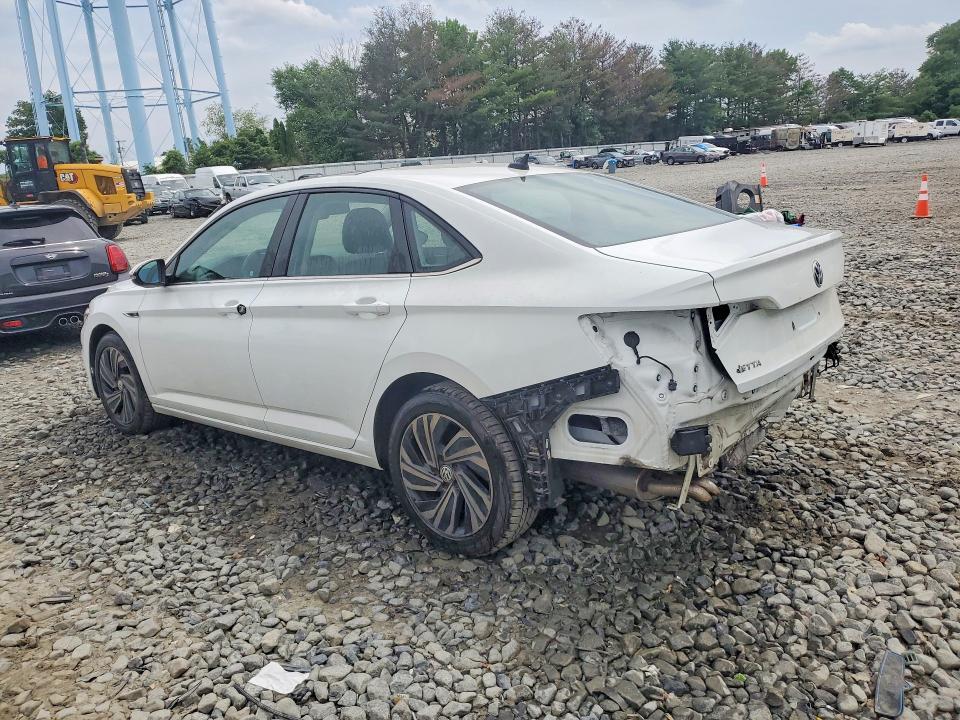 2019 VOLKSWAGEN JETTA SEL PREMIUM — Фото 2 из 13