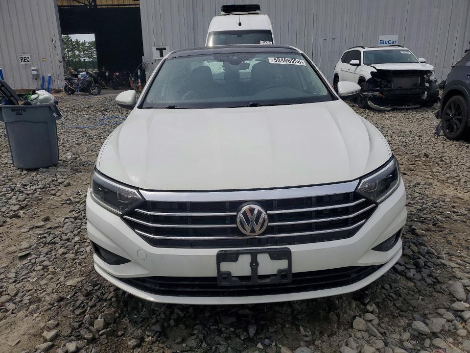 2019 VOLKSWAGEN JETTA SEL PREMIUM — Фото 5 из 13