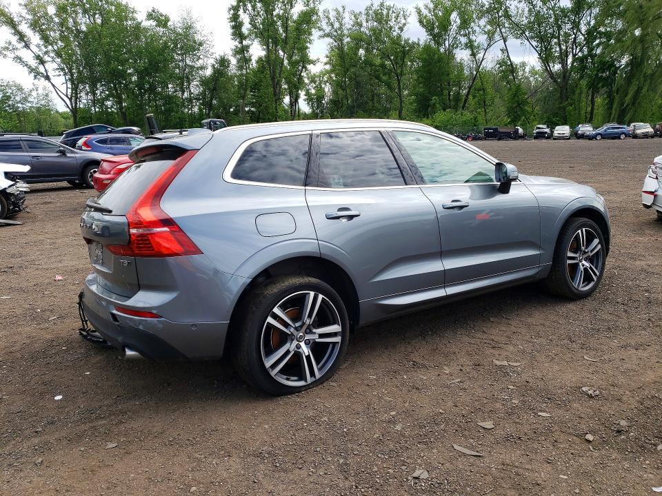 2019 VOLVO XC60 T5 — Фото 3 из 13