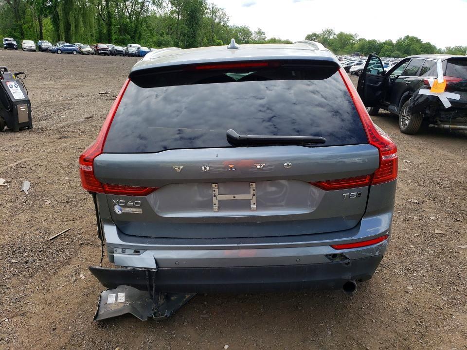 2019 VOLVO XC60 T5 — Фото 6 из 13