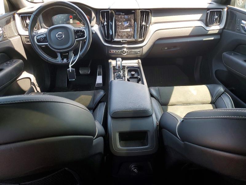2019 VOLVO XC60 T8 R-DESIGN — Фото 8 из 13