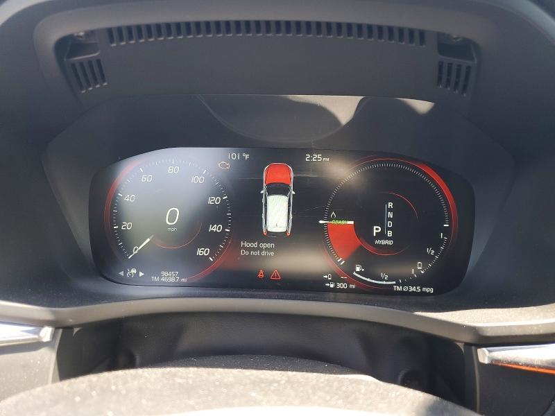 2019 VOLVO XC60 T8 R-DESIGN — Фото 9 из 13