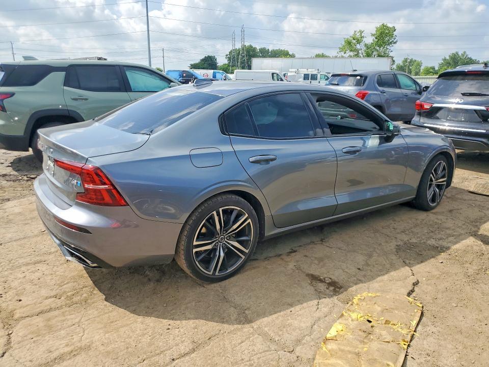 2019 VOLVO S60 T6 R-DESIGN — Фото 3 из 12