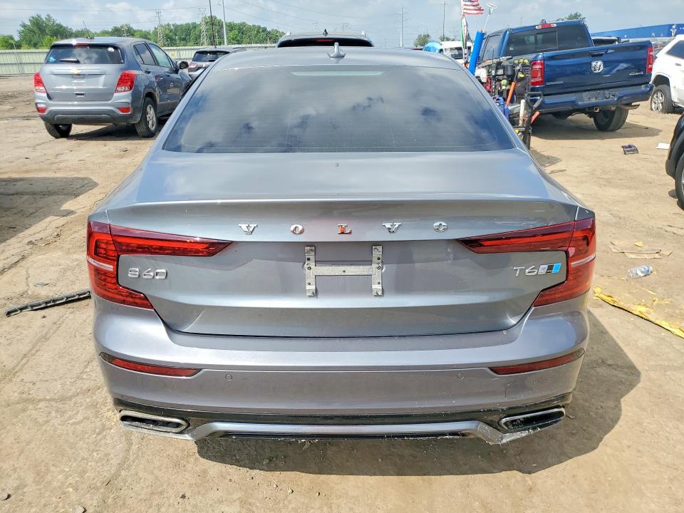 2019 VOLVO S60 T6 R-DESIGN — Фото 6 из 12