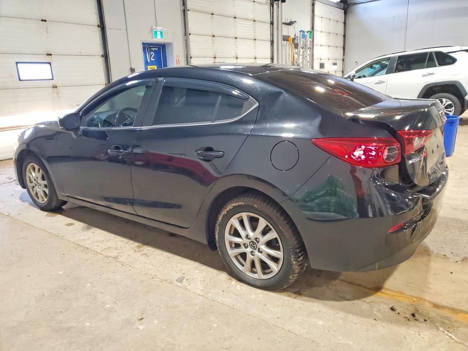 JM1BN1V73J1164716 2018 MAZDA 3 photo no. 2