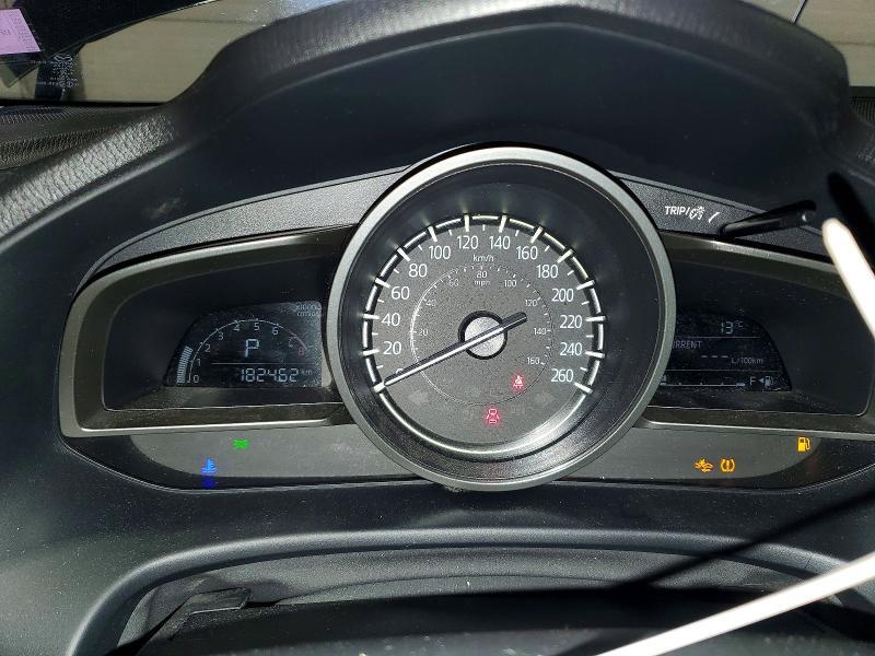 JM1BN1V73J1164716 2018 MAZDA 3 photo no. 9