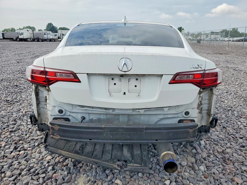 2018 ACURA ILX PREMIUM/TECHNOLOGY — Фото 6 из 12