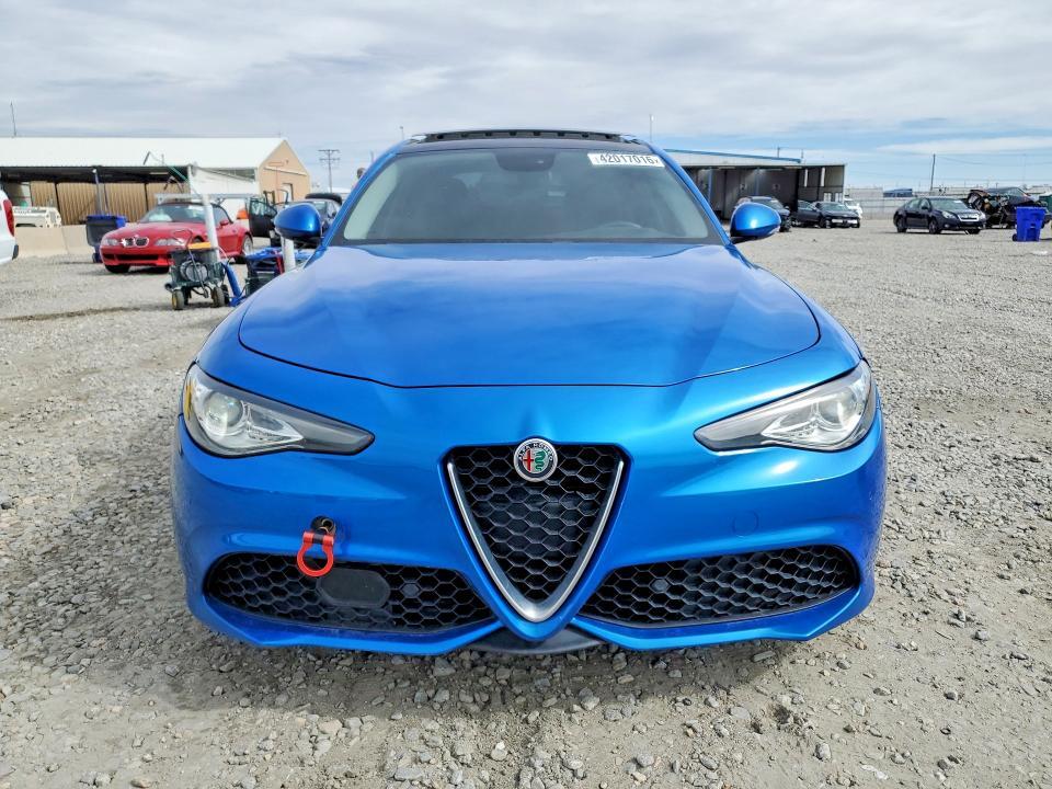 ZARFAEEN9J7589847 2018 ALFA ROMEO GIULIA photo no. 5