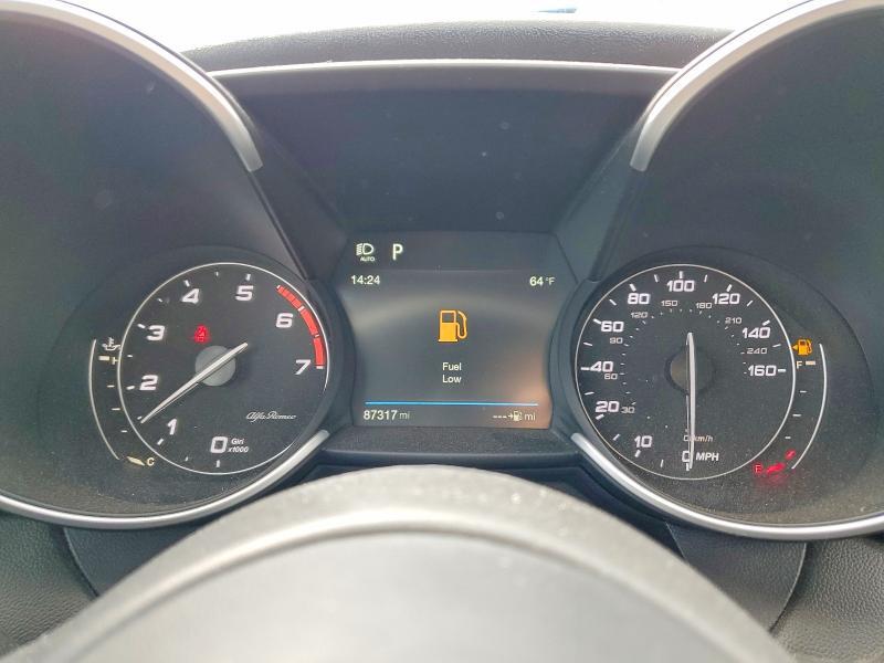 ZARFAEEN9J7589847 2018 ALFA ROMEO GIULIA photo no. 9