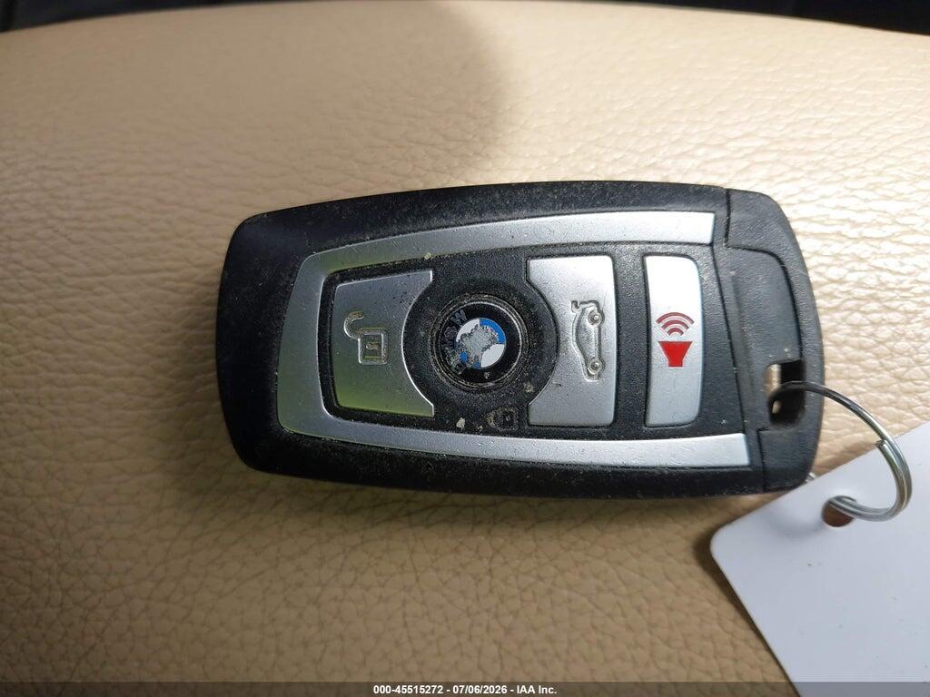 WBA8D9C31HA004580 2017 BMW 330I photo no. 11
