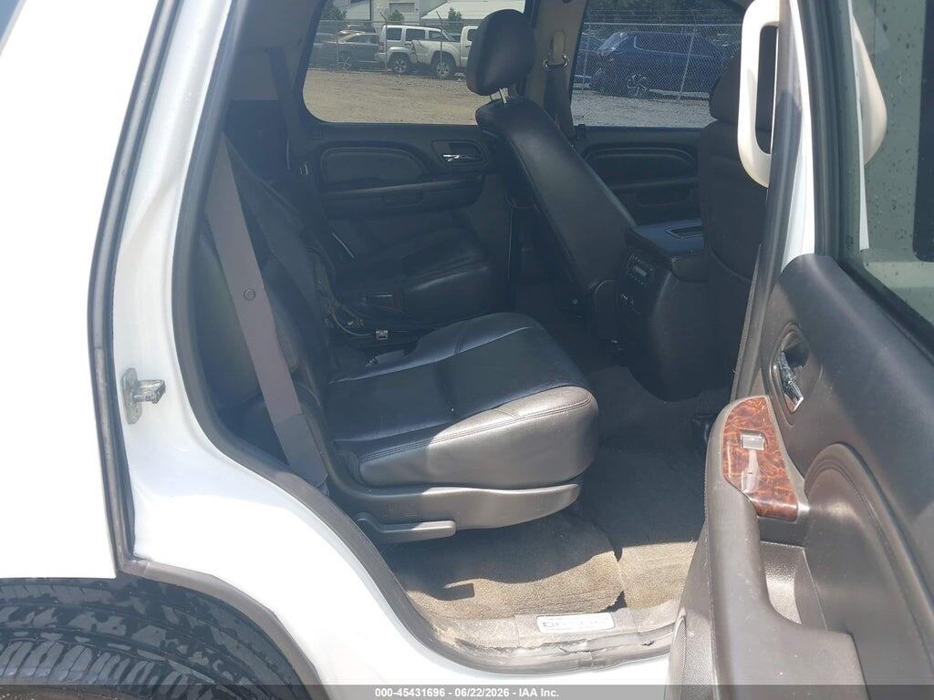 1GKS2EEF9BR386059 2011 GMC YUKON photo no. 8
