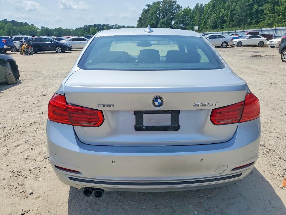WBA8D9C55JA615560 2018 BMW 330 photo no. 6