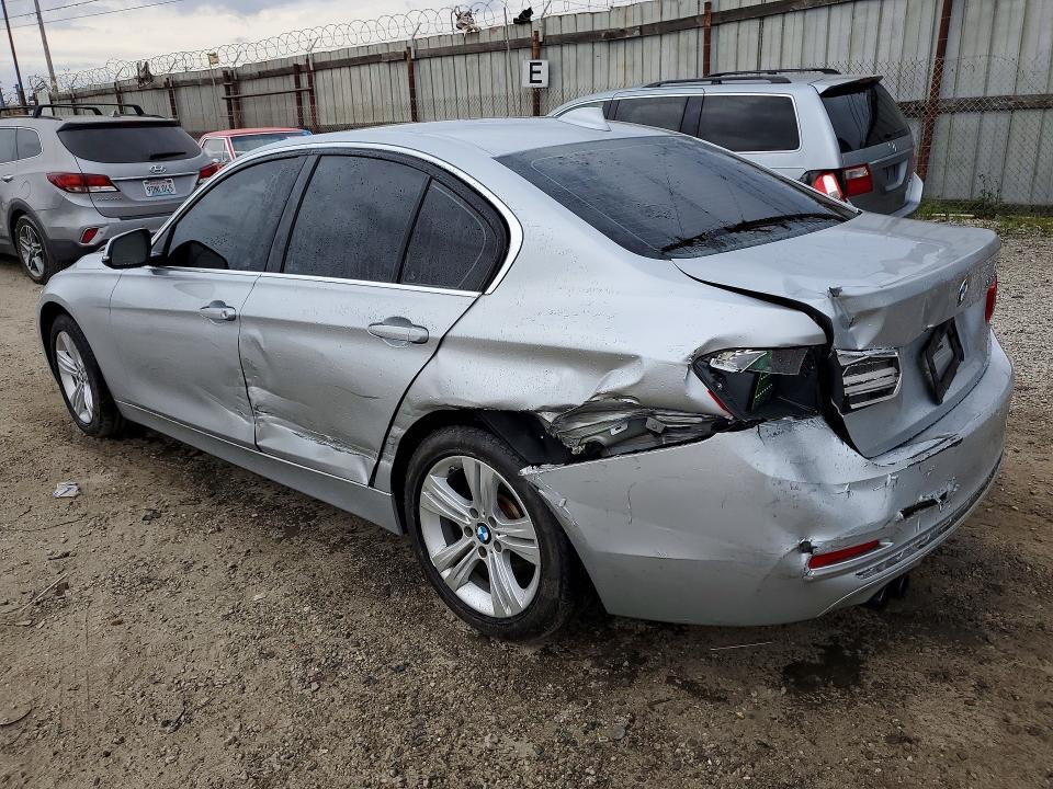 2018 BMW 330 I — Фото 2 из 12