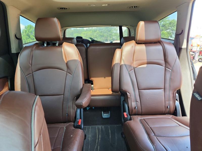 2018 BUICK ENCLAVE AVENIR — Фото 10 из 13
