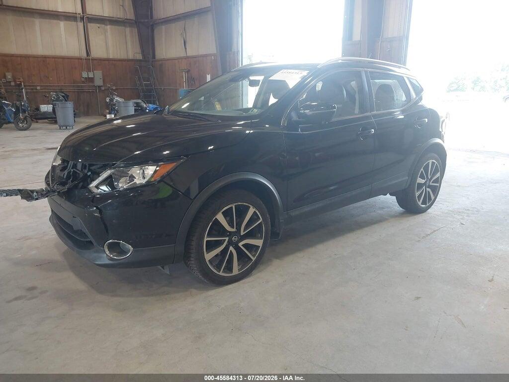 JN1BJ1CR7JW210571 2018 NISSAN ROGUE SPORT photo no. 2