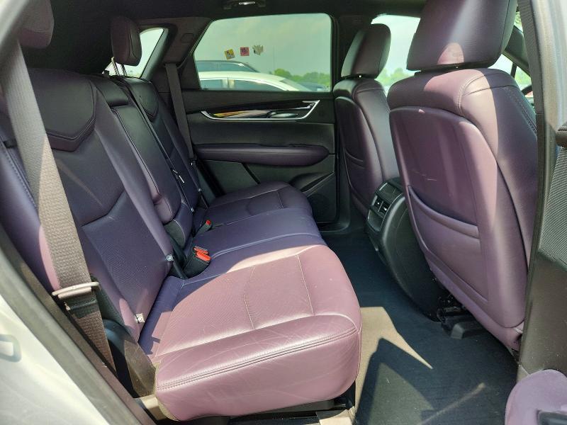 2018 CADILLAC XT5 LUXURY — Фото 11 из 13