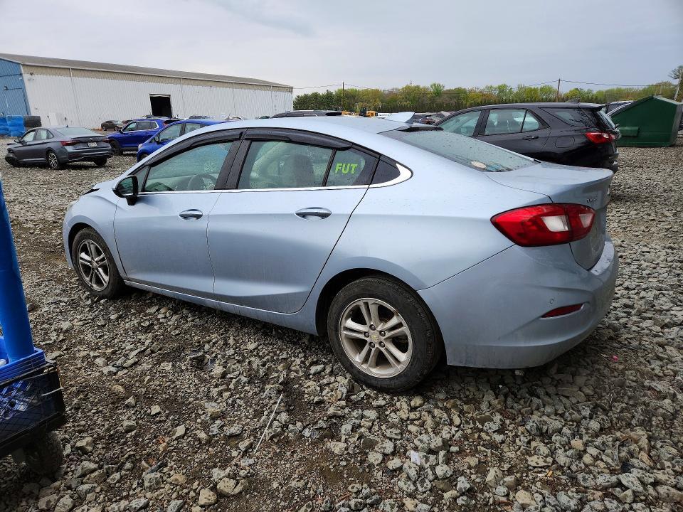 2018 CHEVROLET CRUZE LT — Фото 2 из 12