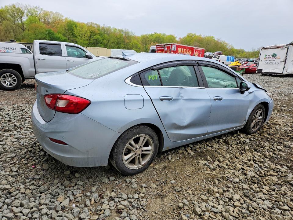 2018 CHEVROLET CRUZE LT — Фото 3 из 12