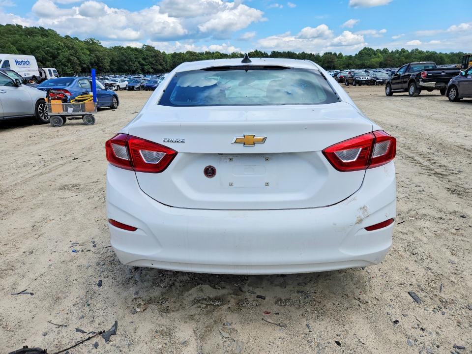 2018 CHEVROLET CRUZE LS — Фото 6 из 13