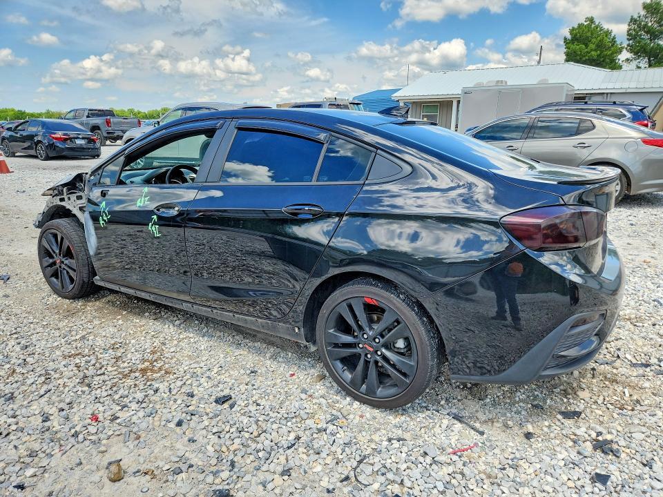2018 CHEVROLET CRUZE LT — Фото 2 из 12