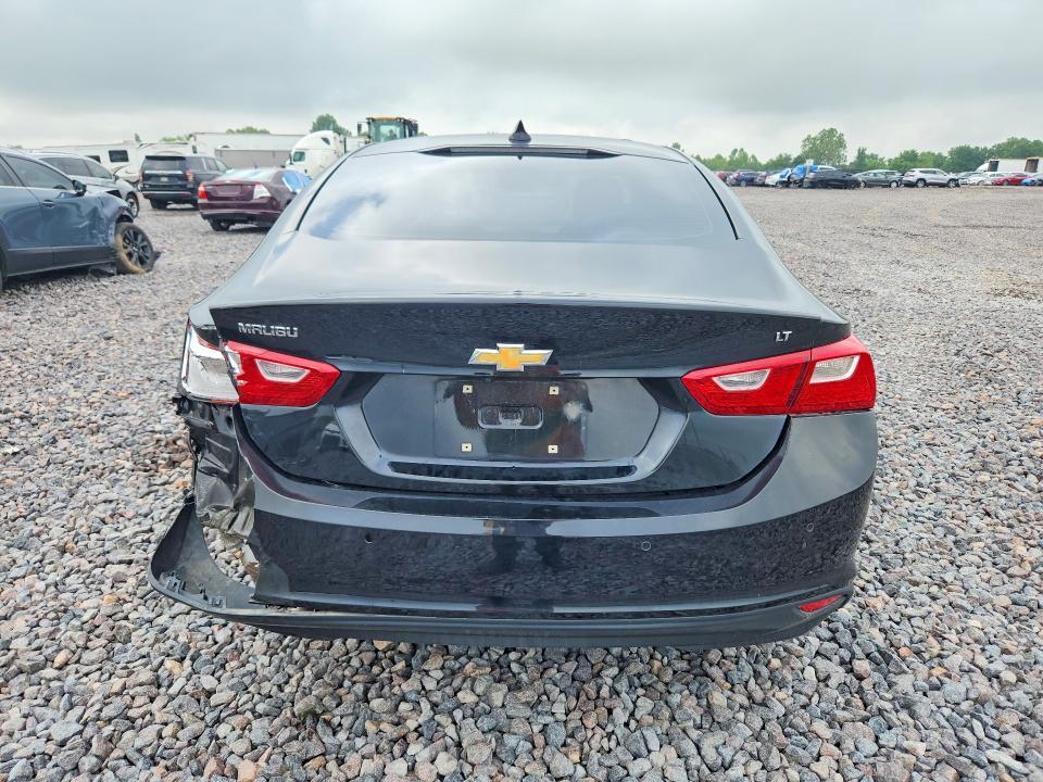 2018 CHEVROLET MALIBU LT — Фото 6 из 12