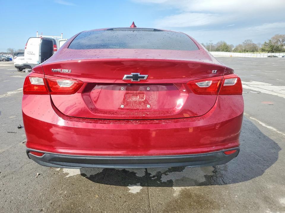 2018 CHEVROLET MALIBU LT — Фото 6 из 13