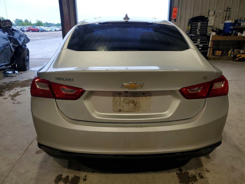 2018 CHEVROLET MALIBU LT — Фото 6 из 12