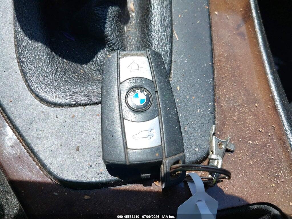 WBAPH5C54BA443709 2011 BMW 328I photo no. 11