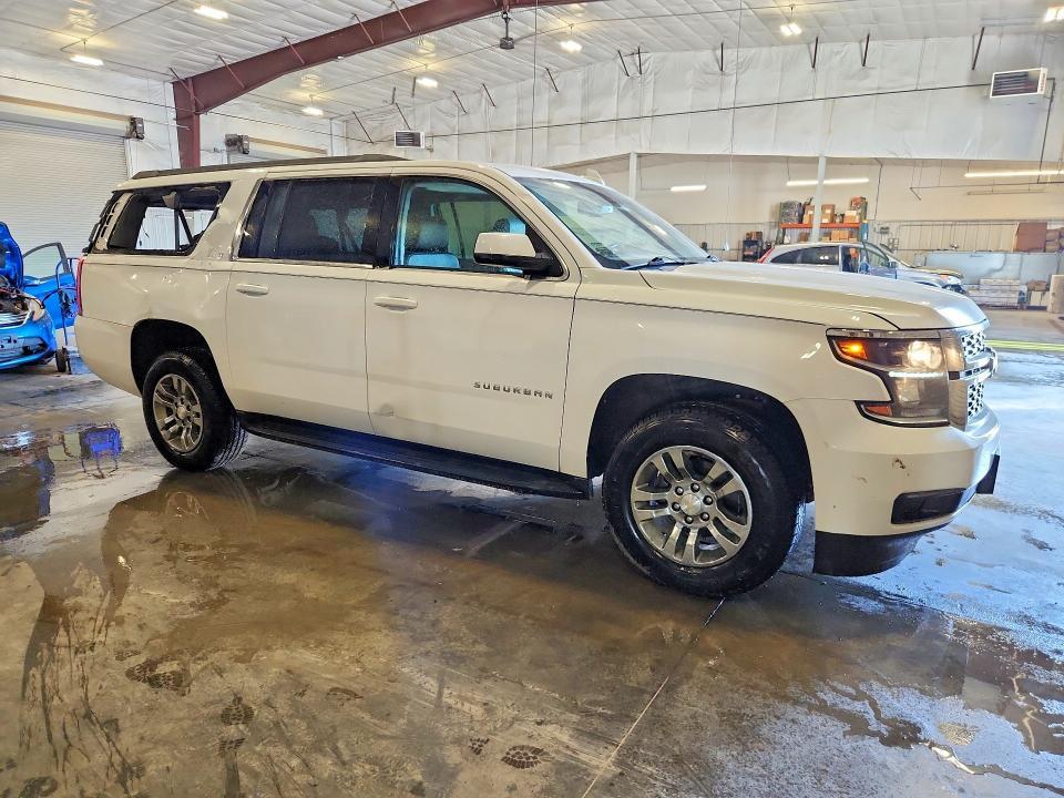 2018 CHEVROLET SUBURBAN K1500 LT — Фото 4 из 13