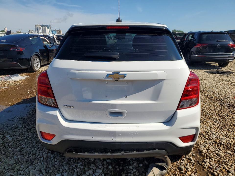 KL7CJNSB6JB522303 2018 CHEVROLET TRAX photo no. 6