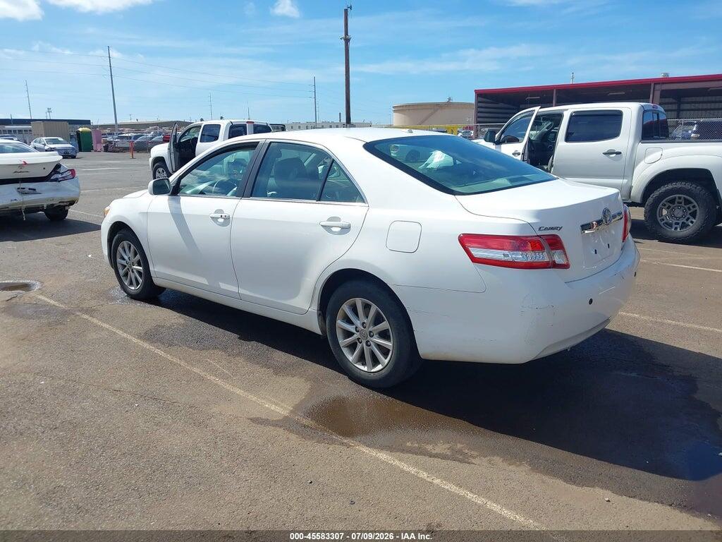 4T1BF3EK9BU616032 2011 TOYOTA CAMRY photo no. 3