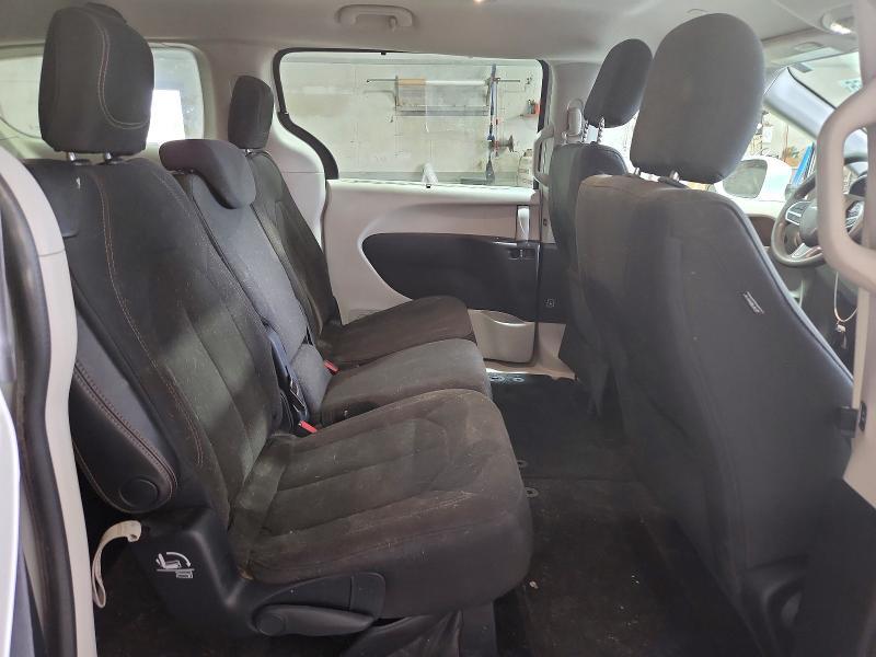 2C4RC1FG4JR125938 2018 CHRYSLER PACIFICA photo no. 11