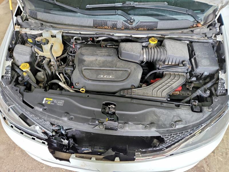 2C4RC1FG4JR125938 2018 CHRYSLER PACIFICA photo no. 12