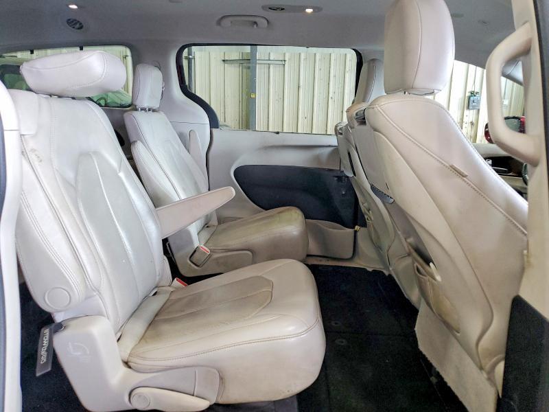 2C4RC1EG8JR214431 2018 CHRYSLER PACIFICA photo no. 11