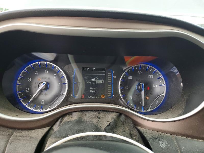 2C4RC1BG6JR110475 2018 CHRYSLER PACIFICA photo no. 9