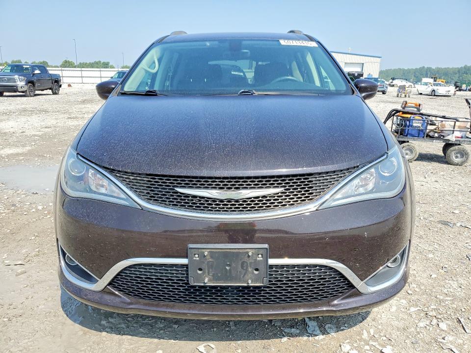 2018 CHRYSLER PACIFICA TOURING L — Фото 5 из 13