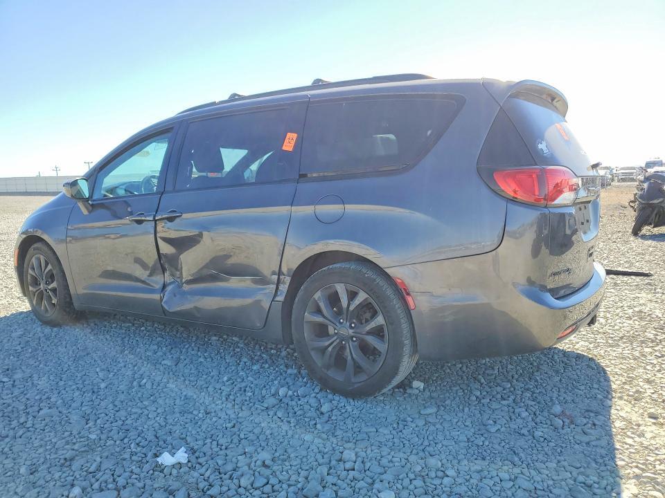 2C4RC1EG7JR289363 2018 CHRYSLER PACIFICA photo no. 2