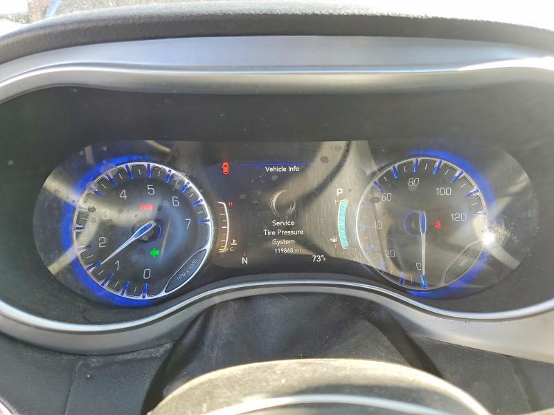 2C4RC1EG7JR289363 2018 CHRYSLER PACIFICA photo no. 9